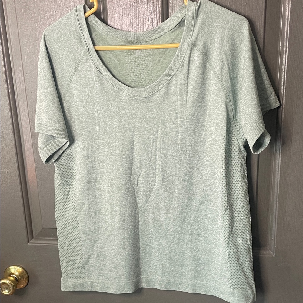 Vitality Women's 2XL Athletic Light Green Top
